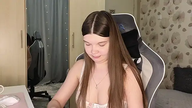 _cute_ice élő XXX-chatje