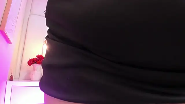 elizavenusn Live XXX chat