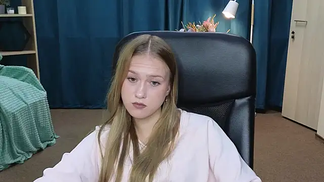 JadeMacoreno 现场XXX聊天