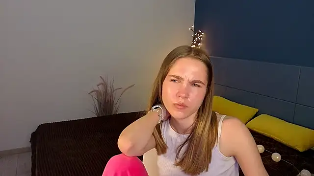 LoveXLexi Adlı Modelin Canlı XXX Sohbeti