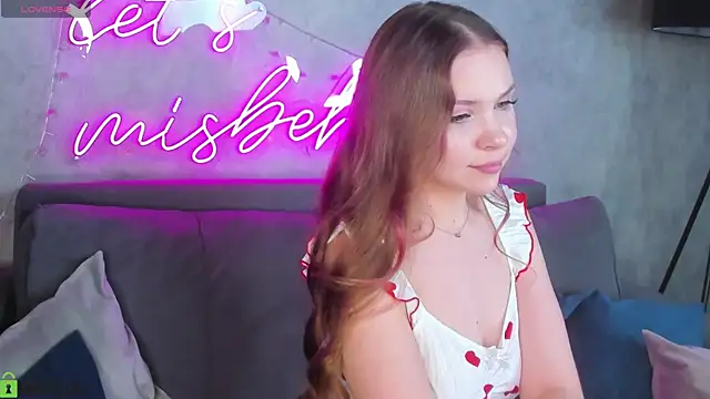 Show modela Evelyn_Palmer na web-kameri