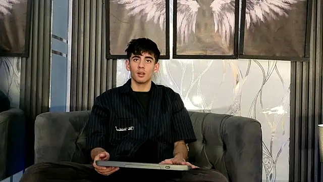 demian_hot99 网络视讯表演