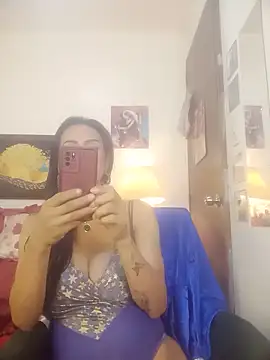 Pertunjukan Kamera Web MelaneaHilton