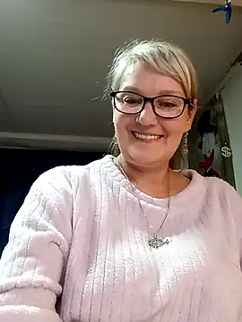 irinamaux's Live XXX Chat
