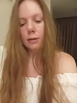 ElaizaFlanagan's Live XXX Chat