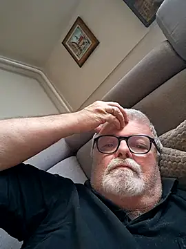 Chat +18 de petvarad ao vivo