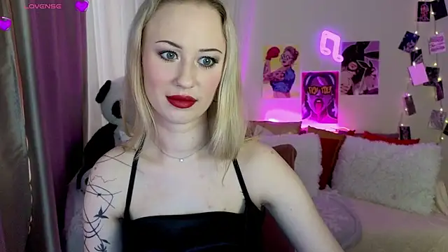 SashaBrooks élő XXX-chatje