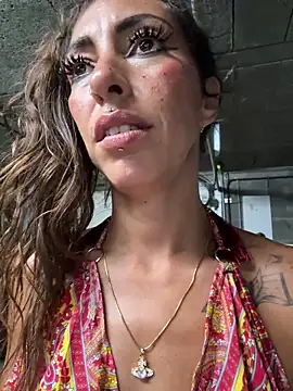 Chatroom XXX en direct de Lalla_Amani