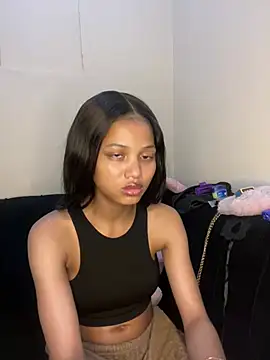 PEACHWAV3's Live XXX Chat