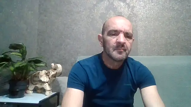 Show modela skorpibg65 na web-kameri