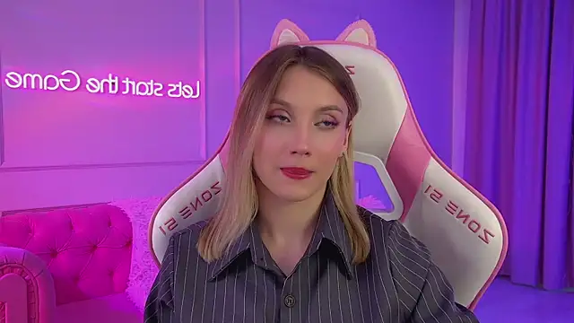 StacyEvances' Webcam Show