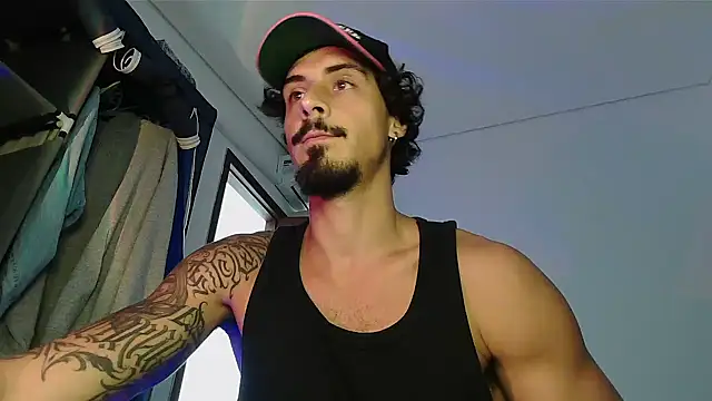 Show modela milkoffe na web-kameri