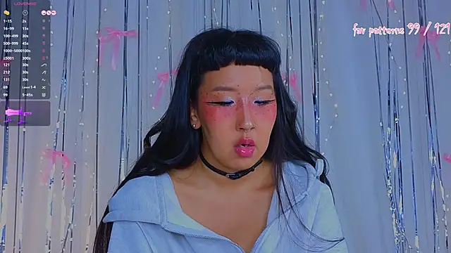 XXX chat uživo modela a11yson