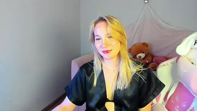ElaraVoltage – Naživo XXX chat