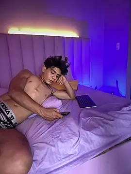 abrilandjulian 라이브 XXX 채팅