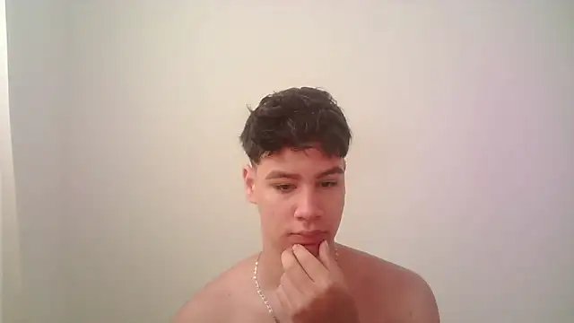 Онлайн чат XXX zeus_181