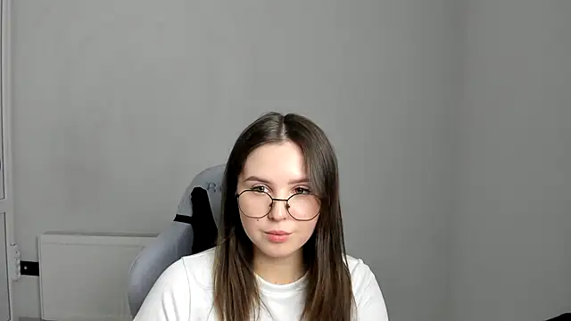 Regina_cute_ Live XXX-chat