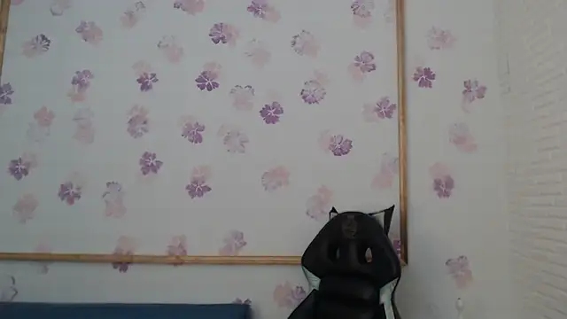 XXX chat uživo modela Karol_prescot