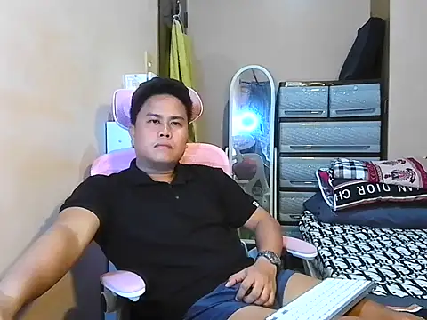 tipsy_butter Pertunjukan Webcam
