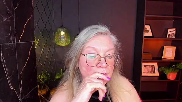 NataliMellow – Kamerová šou