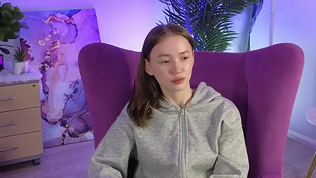 MicaelaMennig's Live XXX Chat