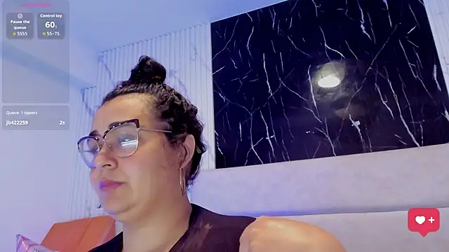 Chat XXX en directo de Reginavegaa