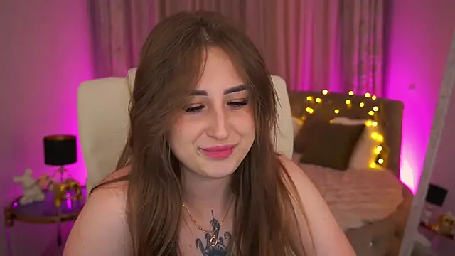 GentleAdellee XXX чат на живо