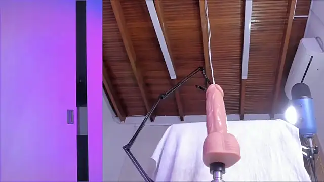 Chat XXX ao vivo de Lucy_carter_