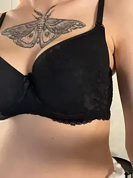 fluttershay Chat XXX in diretta