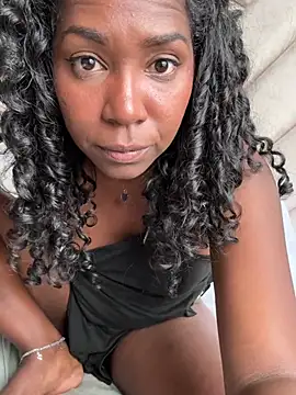 Chat XXX en directo de maryjane_ebony