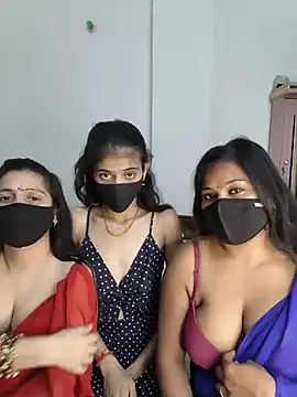 Pokazy przed kamerką – cutee__crazy