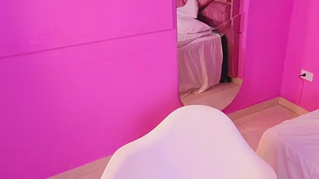 XXX chat uživo modela alisa_ousen