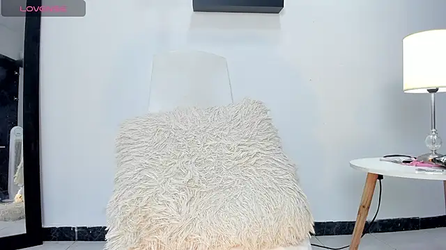 yess__daddy1 Show Webcam