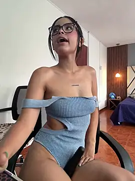 kitty_rousse01 – Naživo XXX chat