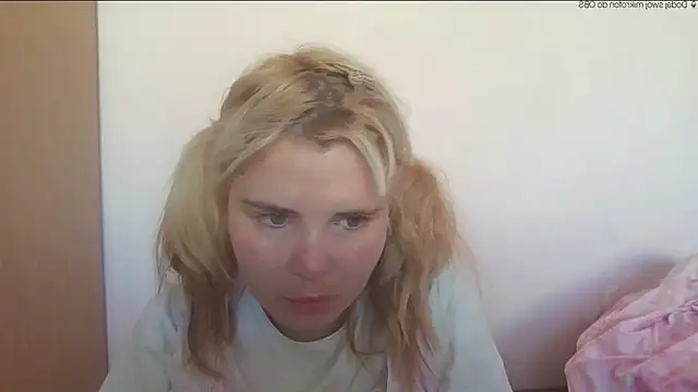 HornyElena's Live XXX Chat