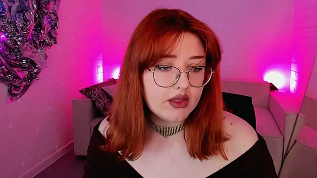 StaceyJensen Adlı Modelin Canlı XXX Sohbeti