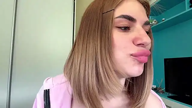 צ'אט XXX בשידור חי של CasseyParnes