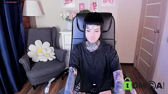 Bloood__Mary's Live XXX Chat