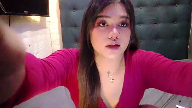 Ur_WifeyMarie: онлайн-секс-чат