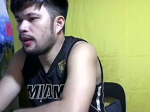 Živý XXX chat HairyHottestpinoyHandsome
