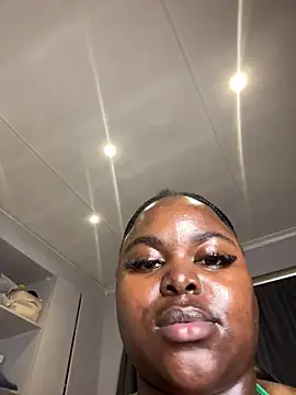 Chatroom XXX en direct de Honeycoco0211