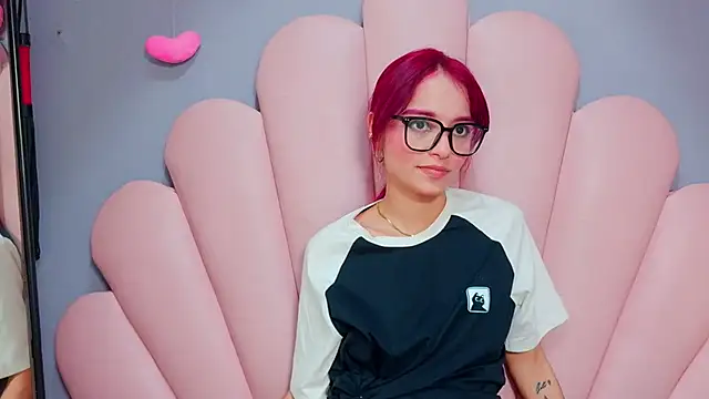 luci_miller Pertunjukan Webcam