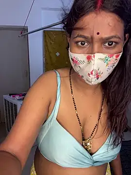 Savita_Desai_BDSM_couple Chat XXX in diretta