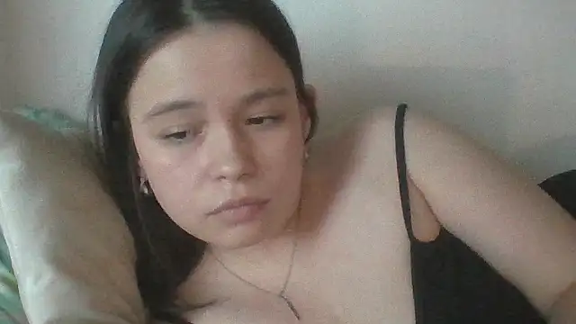 RiaLowelyt 라이브 XXX 채팅
