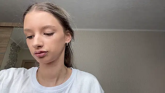 Tiffany_Blom's Live XXX Chat