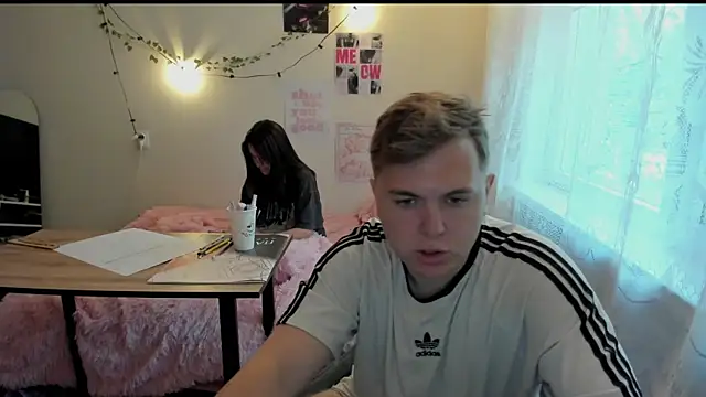 Chat XXX en directo de MashkaRay