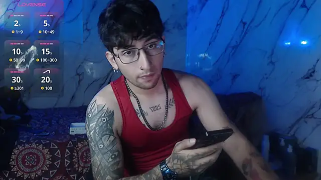 Adrian_Kanen Live XXX chat