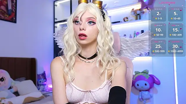 HolliWould_ Chat XXX in diretta
