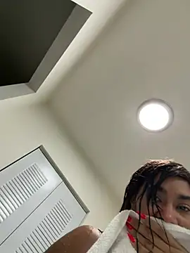 LuckyAriela Live XXX Chat