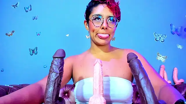 دردشة Kaira_mosse الجنسية المباشرة